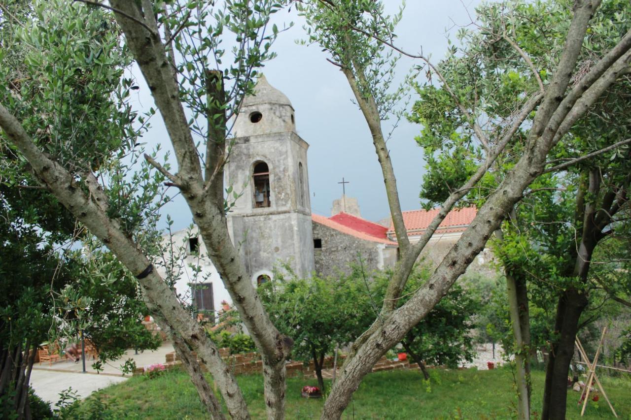 S.Maria Degli Angeli C. Ospitalita Vandrehjem Alvignanello Eksteriør billede